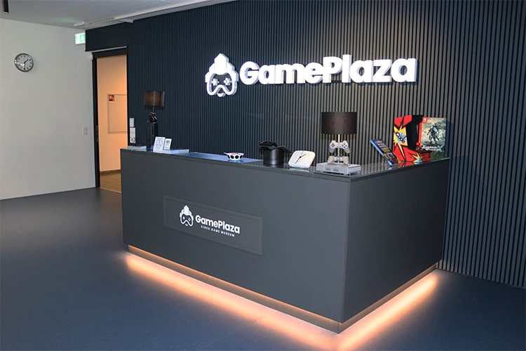 GamePlaza Inside 15