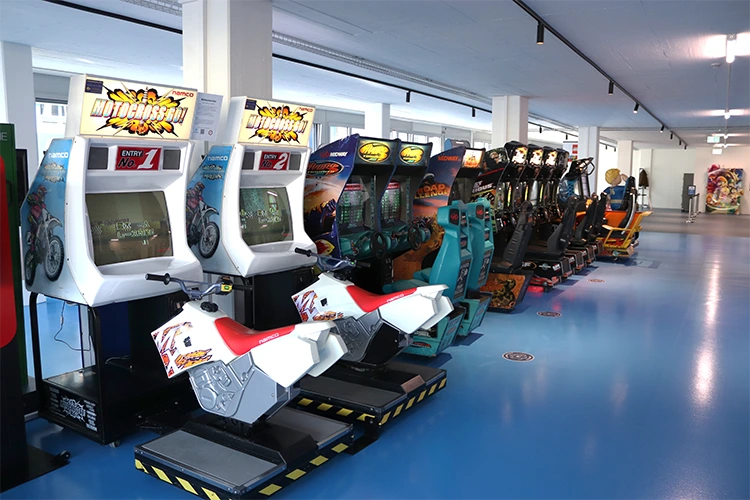 GamePlaza Inside 6