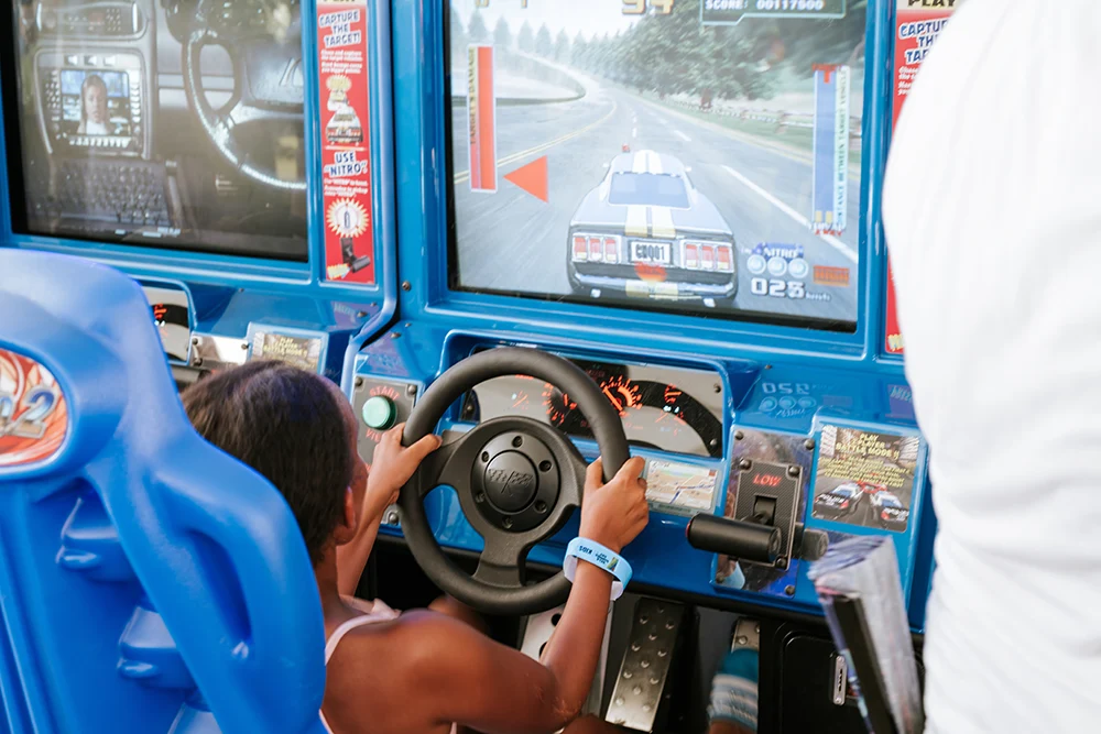 Verleih von Spielautomaten – GamePlaza Zürich, Schweiz