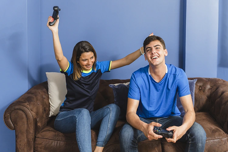 friends playing console together